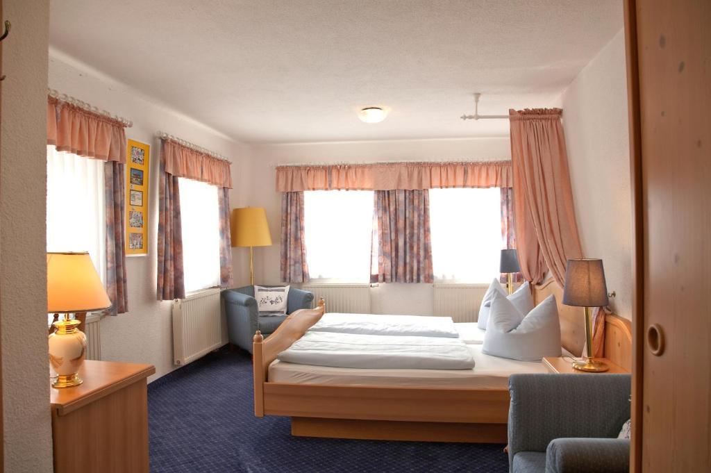 Gasthaus zur Post Waal Zimmer foto